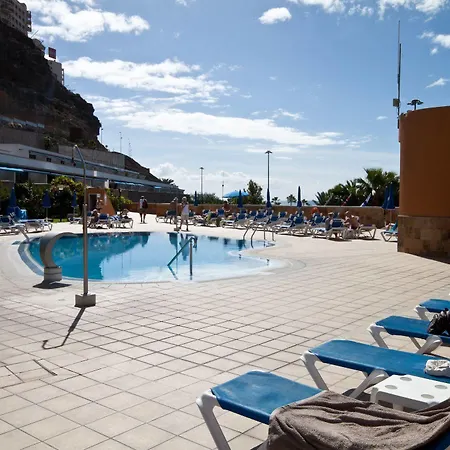 Apartment Apartamentos Amadores Beach