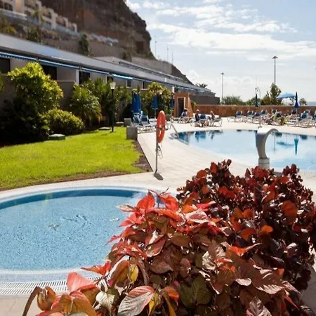 Apartamentos Amadores Beach Amadores